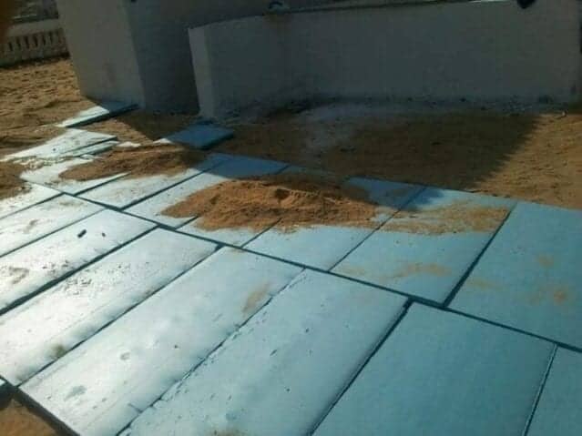 عزل اسطح بابها